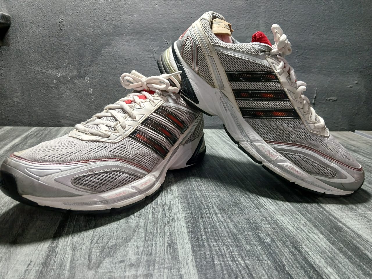 Adidas Glide (Excellent)EUR 46
